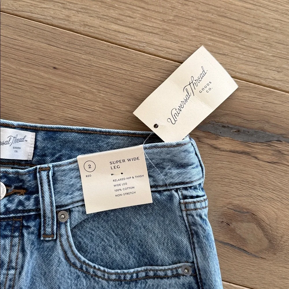 Target Universal Thread Wide Leg Jeans - Picture 9 of 11